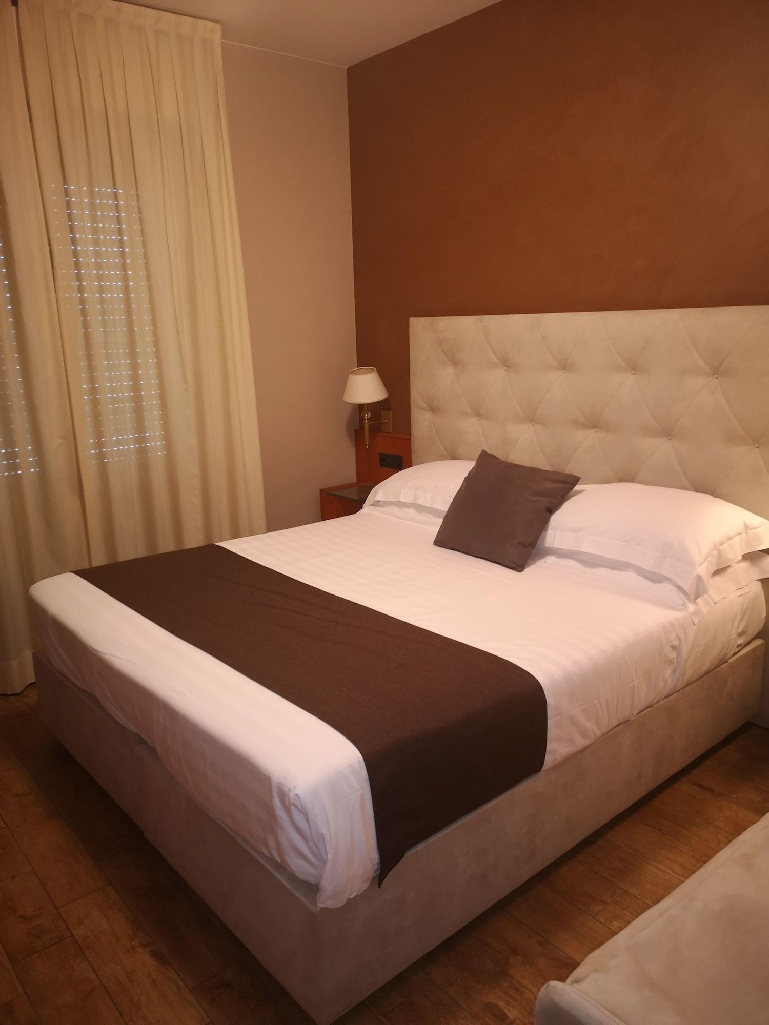 Hotel Clarin 14 By Dori Peschiera del Garda Eksteriør bilde