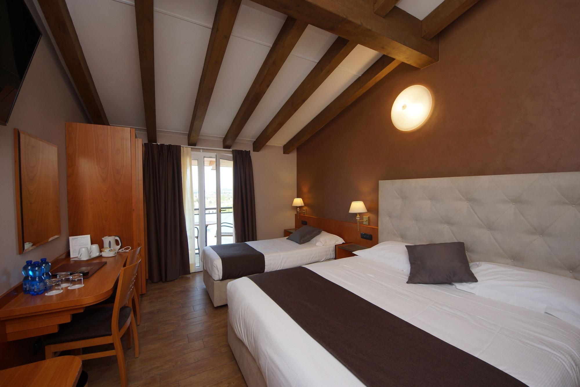 Hotel Clarin 14 By Dori Peschiera del Garda Eksteriør bilde