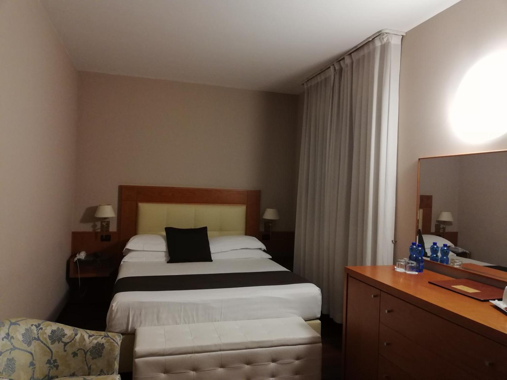 Hotel Clarin 14 By Dori Peschiera del Garda Eksteriør bilde
