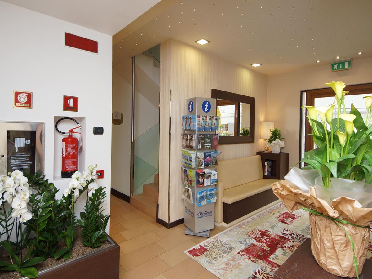 Hotel Clarin 14 By Dori Peschiera del Garda Eksteriør bilde