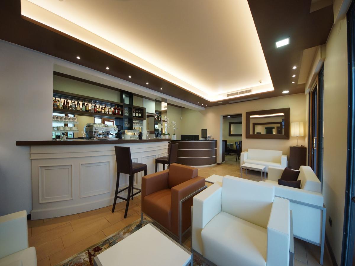 Hotel Clarin 14 By Dori Peschiera del Garda Eksteriør bilde